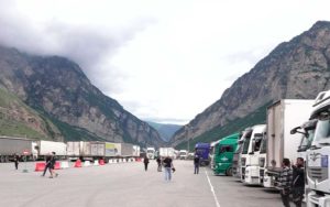 Во Владикавказ запретят въезд грузового транзитного транспорта