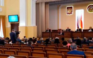 Таймураз Тускаев провел заседание Парламента РСО-Алания