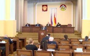 На Совете Парламента обсудили эффективное использование средств дорожного фонда республики