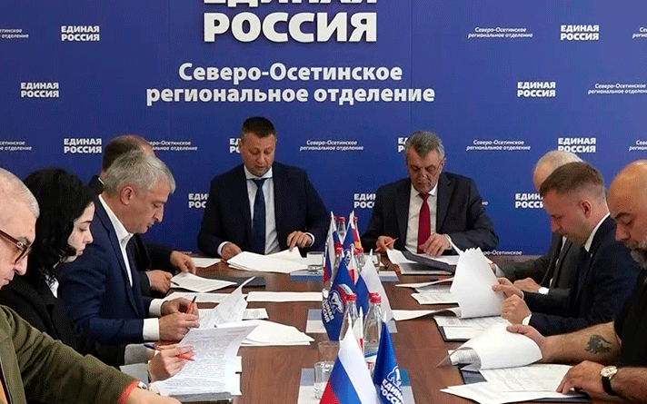 Сергей Меняйло принял участие в заседании оргкомитета по проведению предварительного голосования «Единой России»