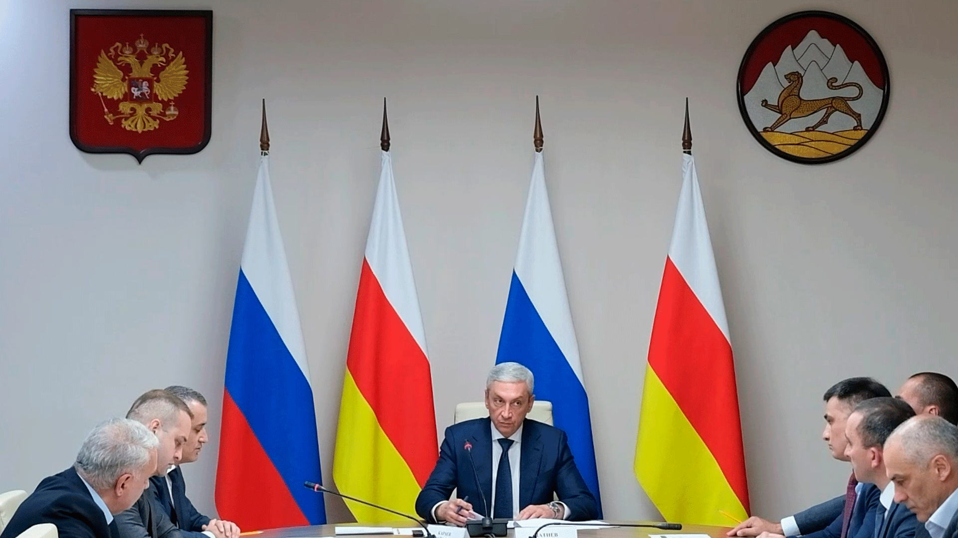 Борис Джанаев провел совещание по коммунальной инфраструктуре садоводческих товариществ