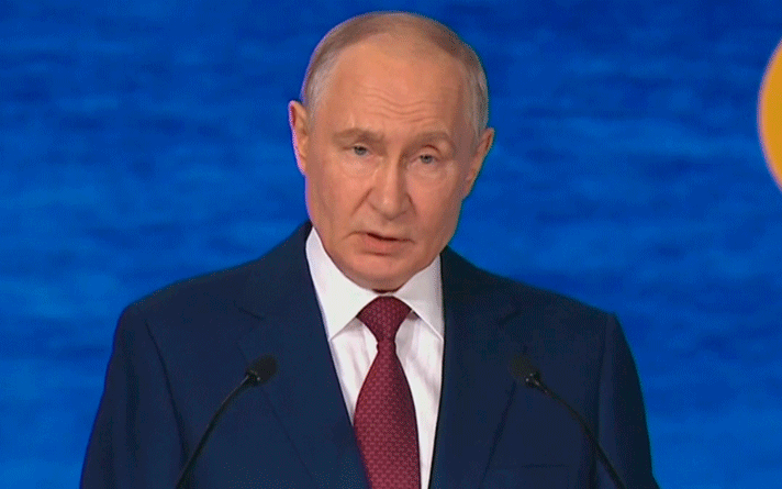 Владимир Путин выступил на пленарном заседании Санкт-Петербургского международного экономического форума