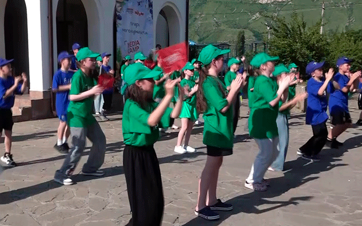 Цӕгат Ирыстоны ӕвзонг журналистты сӕрдыгон лагерь йæ куыст райдыдта