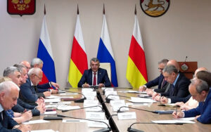 Сергей Меняйло амыдта æрвылкъуырион аппаратон æмбырд