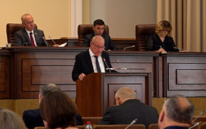 Таймураз Тускаев провел заседание совета парламента РСО-Алания
