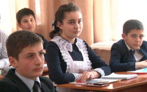 В школе №171 Северной Осетии появится новое оборудование для уроков физики, музыки и изобразительного искусства