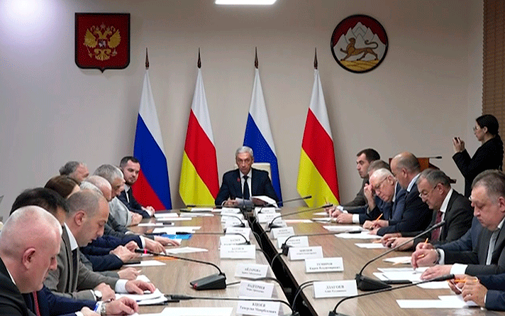 Борис Джанаев провел совещание по платежной дисциплине за потребленные энергоресурсы