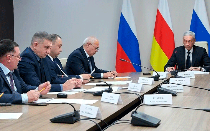 Борис Джанаев провел заседание Комиссии по обеспечению безопасности дорожного движения