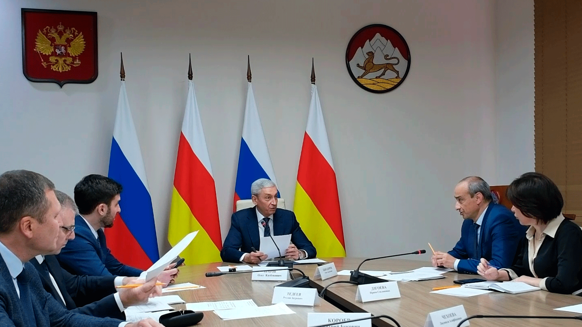 Борис Джанаев провел совещание по формированию регионального блока Инвестиционной карты России