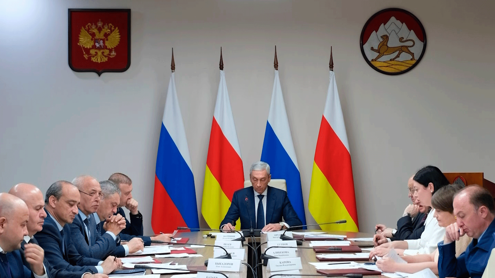 Борис Джанаев провел заседание правительства РСО-Алания